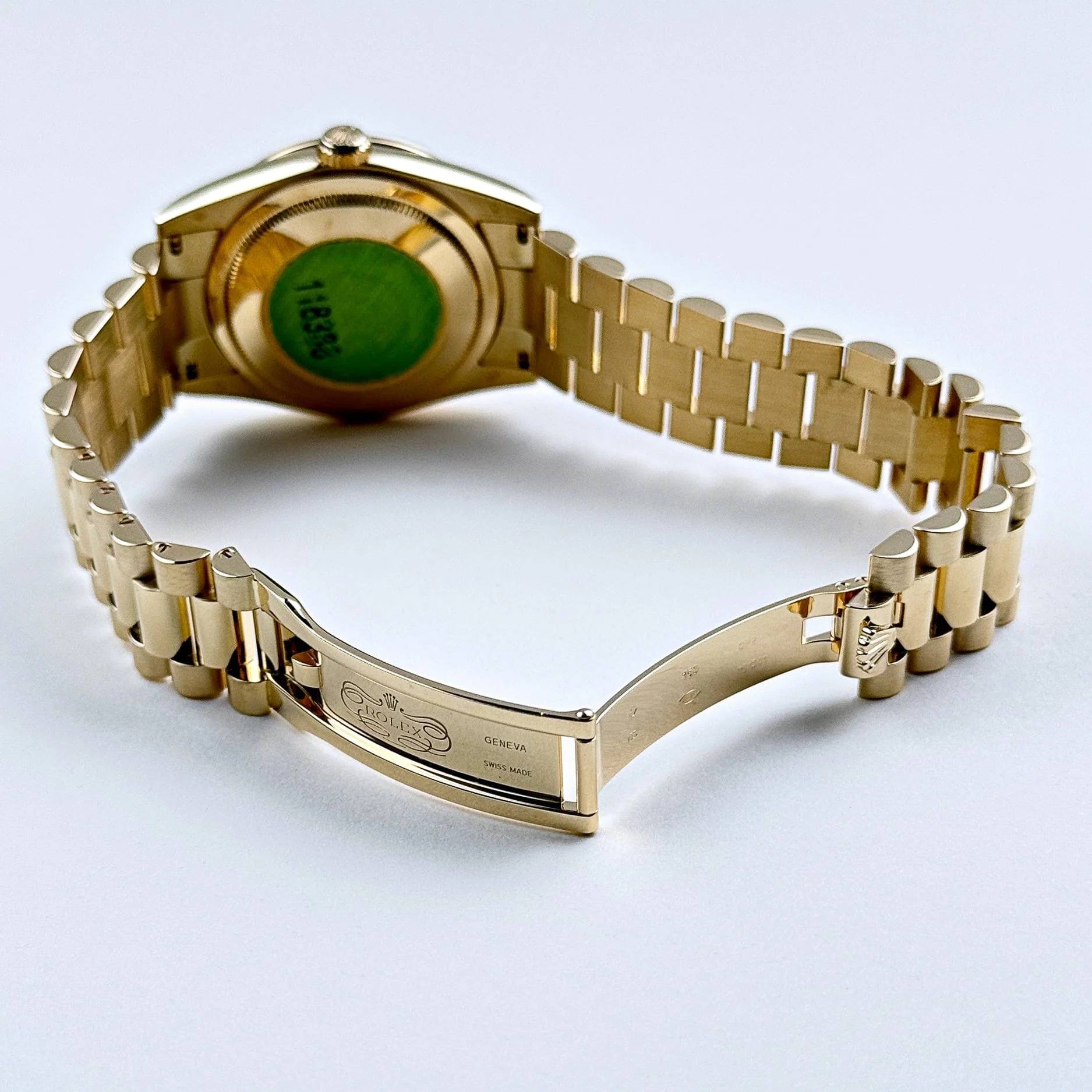 Rolex Day-Date 118388 Yellow Gold White Mother of Pearl Dial Diamond Bezel (2008) - Image 10