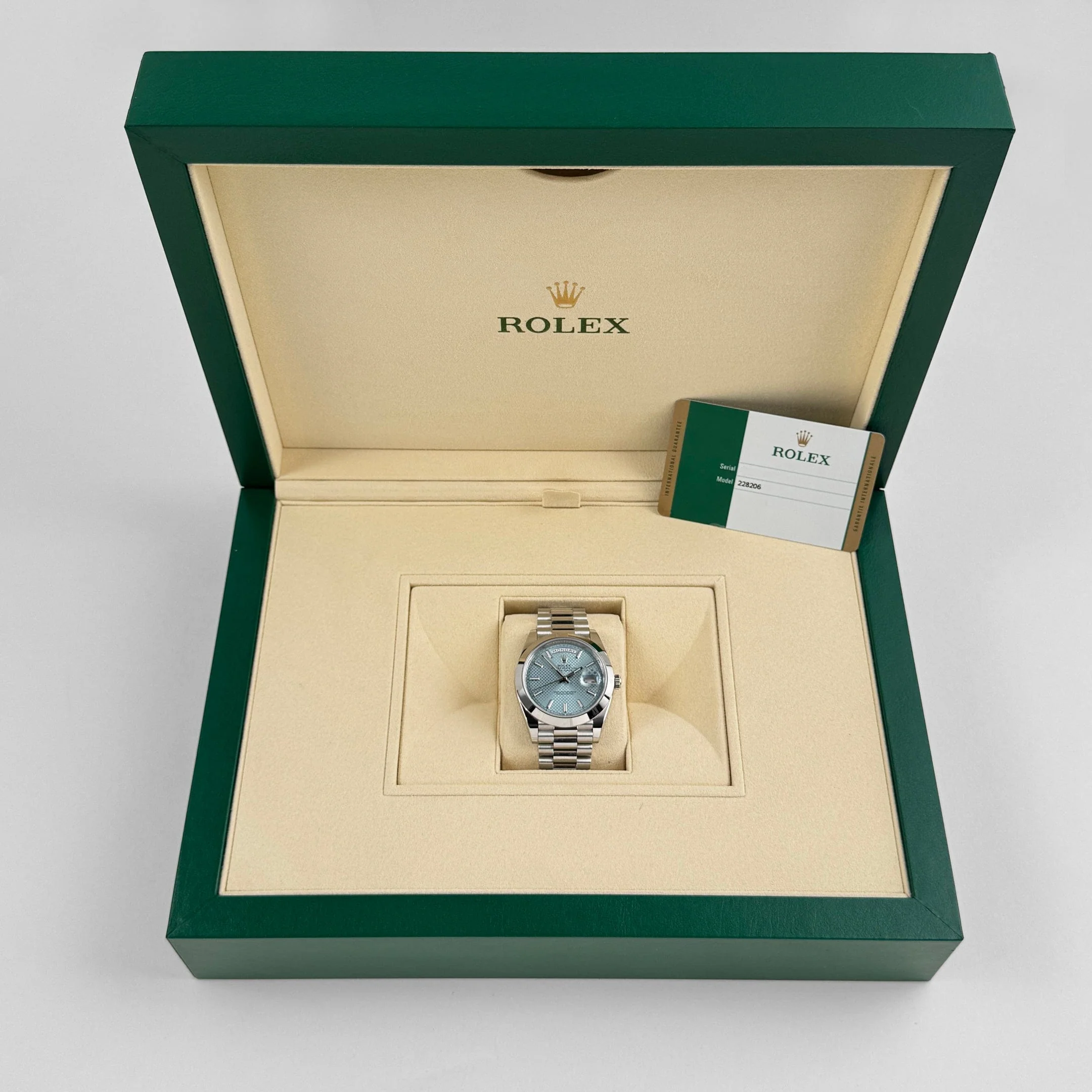 Rolex Day-Date 228206 40 Platinum Ice Blue Diagonal Motif Dial - Image 8