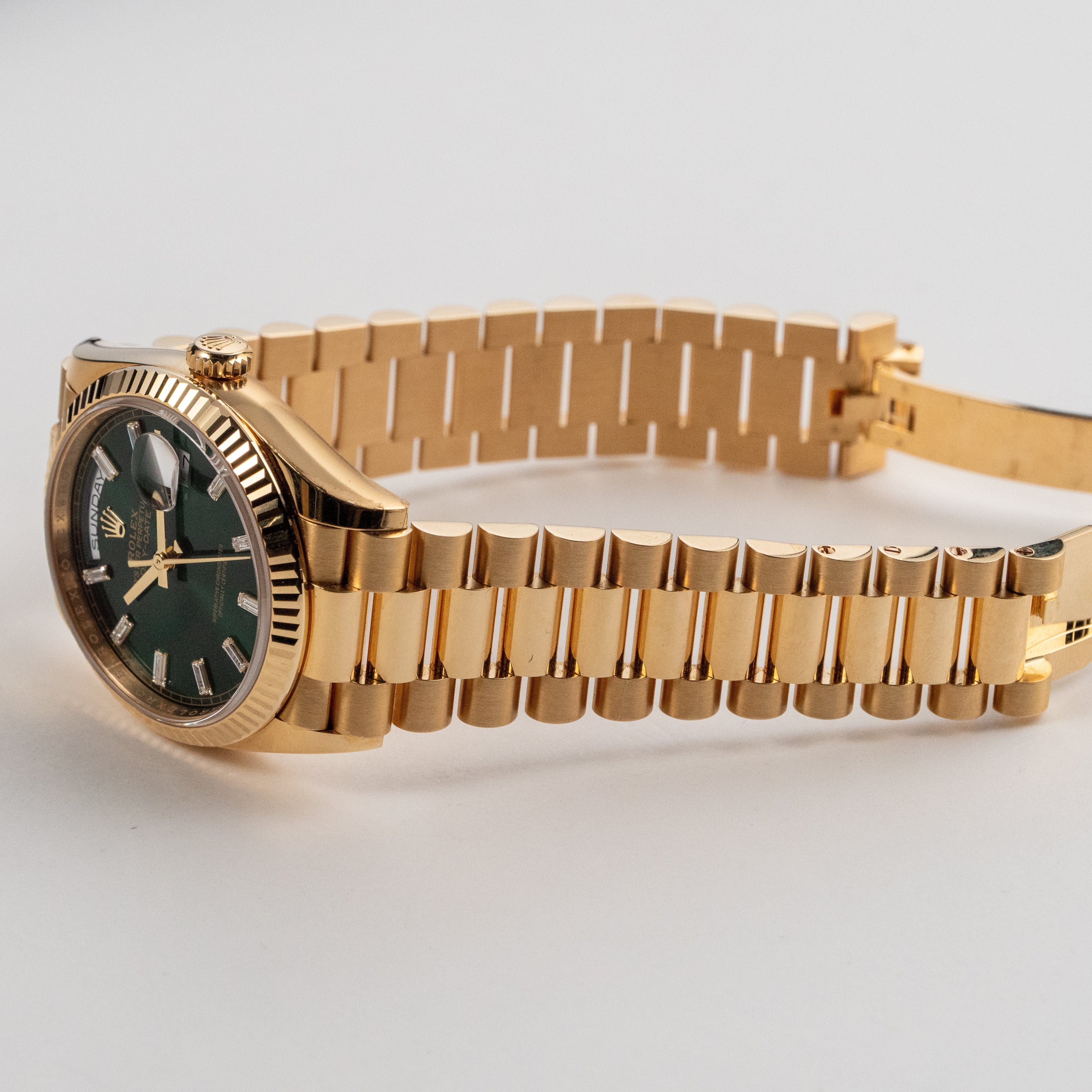 Rolex Day-Date 36 128238 Yellow Gold Green Diamond Baguette Dial (2025) - Image 9