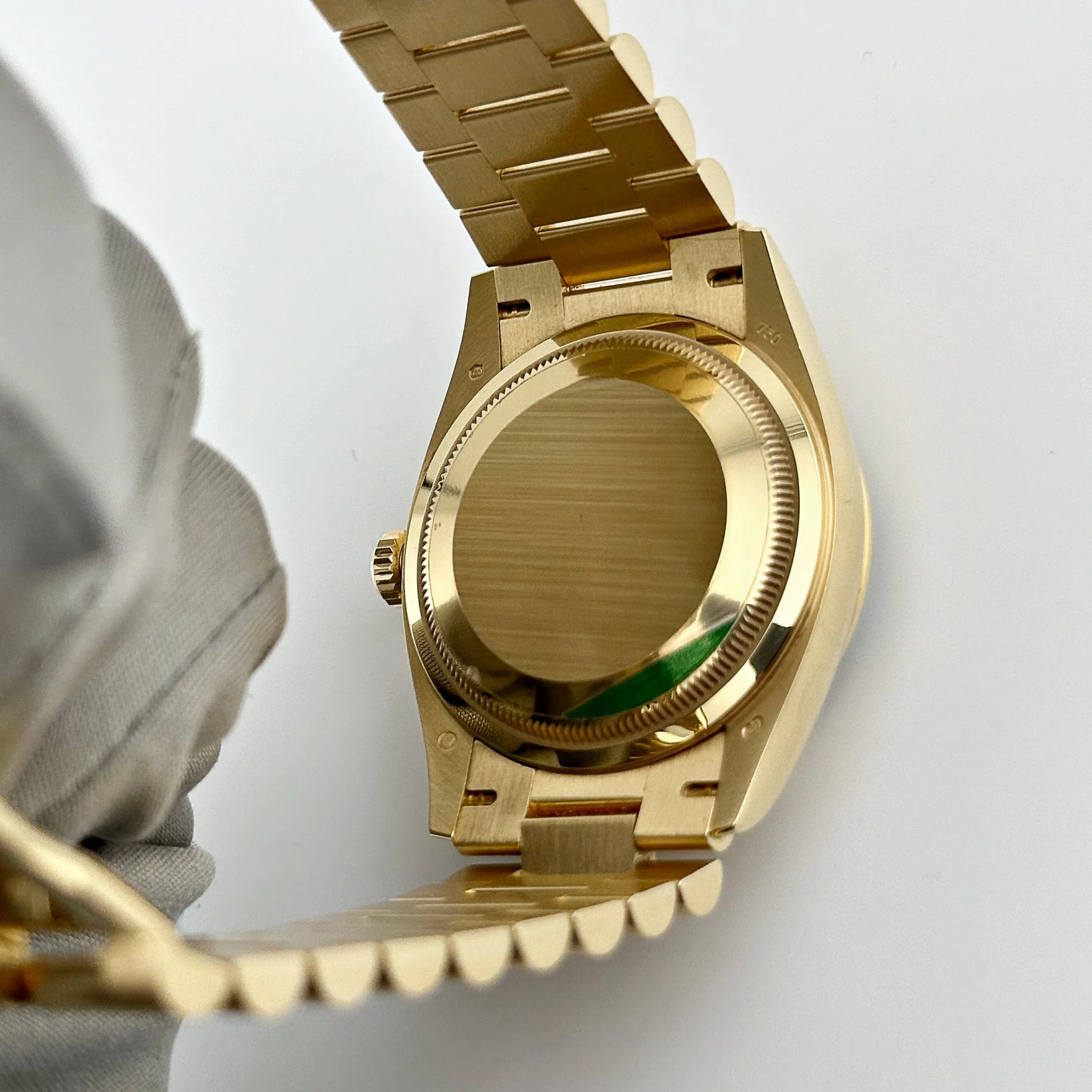 Rolex Day-Date 36 128238 Yellow Gold Green Diamond Dial (2025) - Image 7