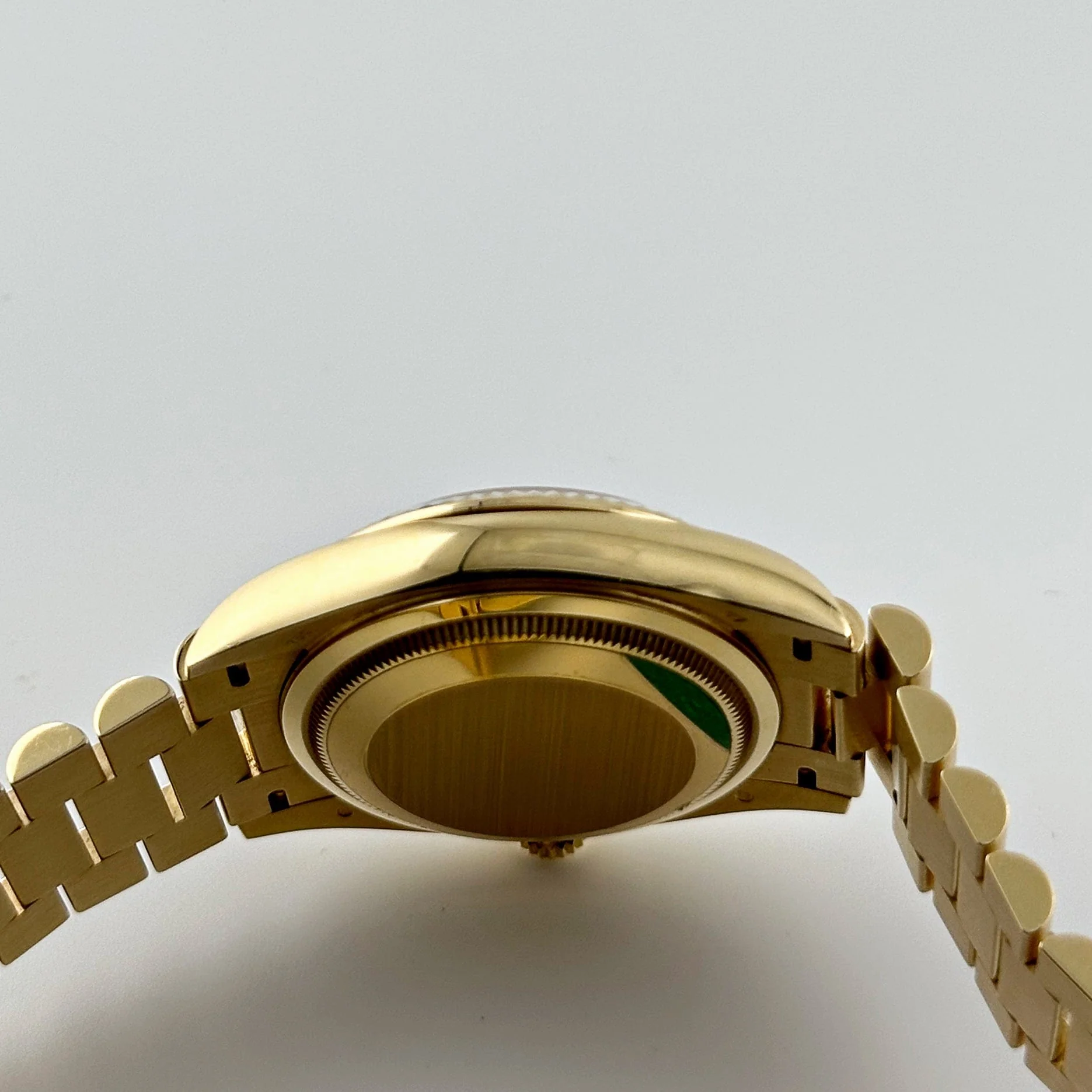 Rolex Day-Date 36 128238 Yellow Gold Green Diamond Dial (2025) - Image 9