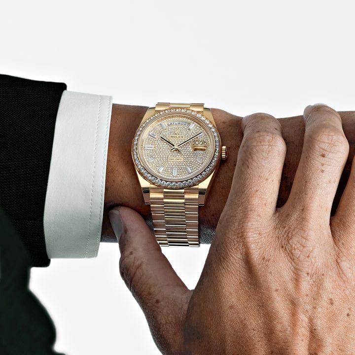 Rolex Day-Date 40 228348RBR Yellow Gold Diamond Dial Diamond Bezel (2022) - Image 2