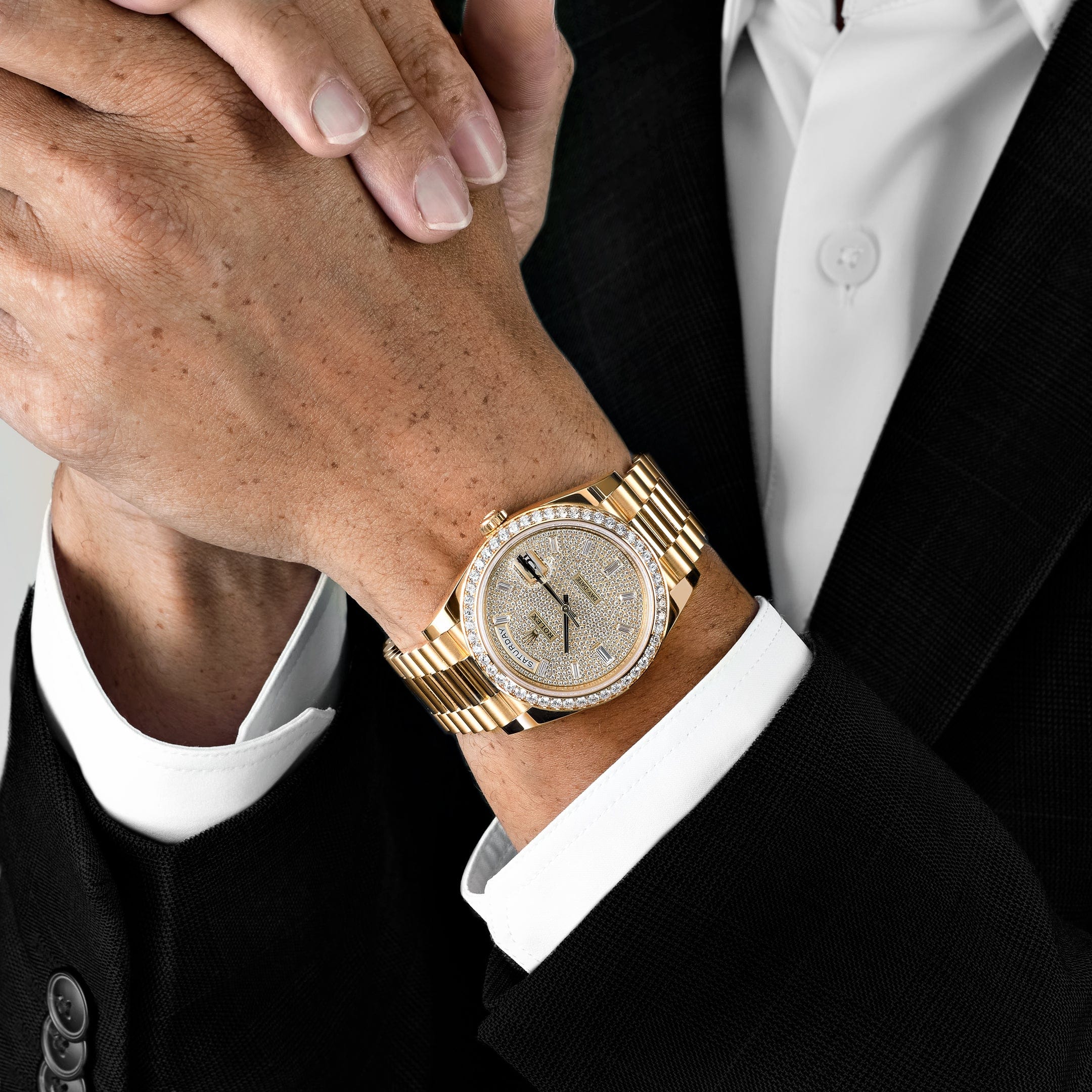 Rolex Day-Date 40 228348RBR Yellow Gold Diamond Dial Diamond Bezel (2022) - Image 3