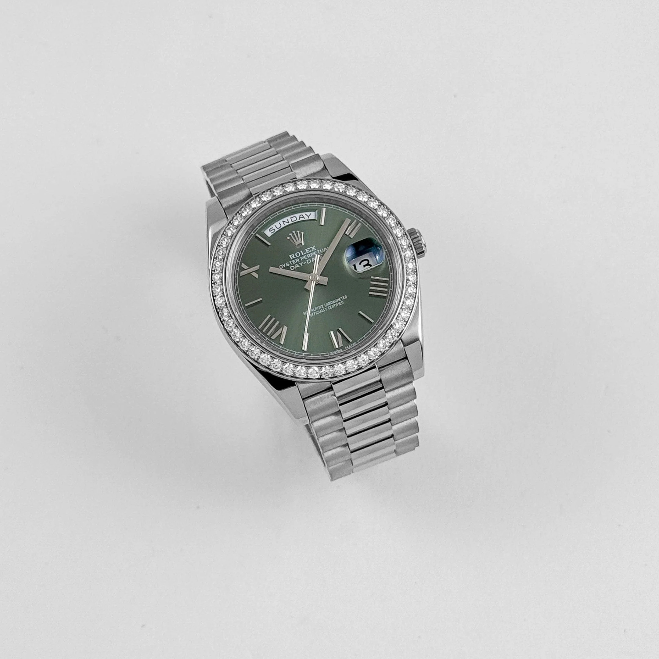 Rolex Day-Date 40 228349RBR White Gold Olive Green Dial Diamond Bezel (2021) - Image 4