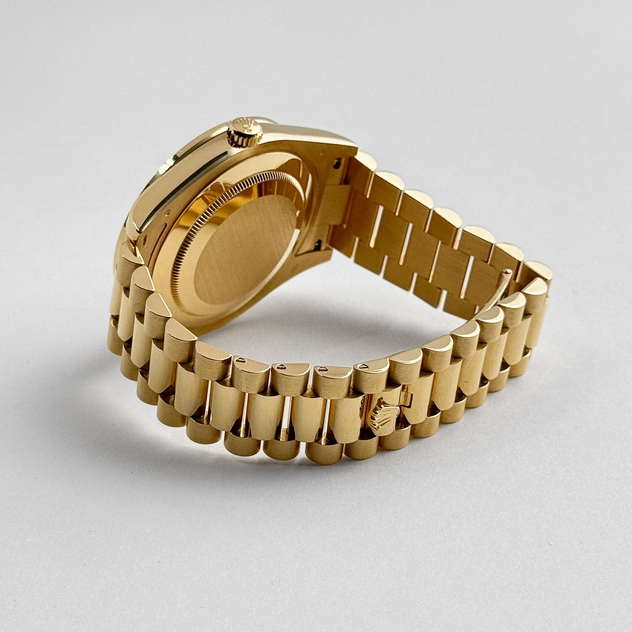 Rolex Day-Date II 218398 Yellow Gold Champagne Ruby Dial Diamond Bezel (2010) - Image 9