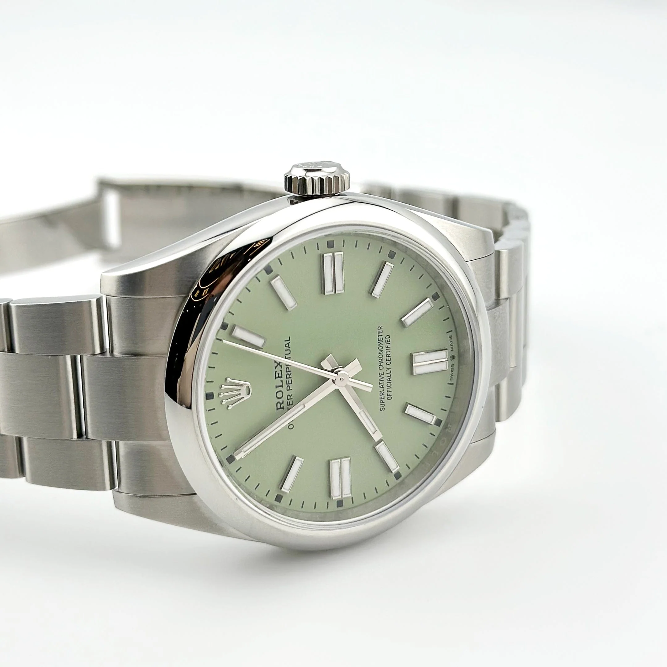 Rolex Oyster Perpetual 41 134300 Stainless Steel Pistachio Dial (2025) - Image 4