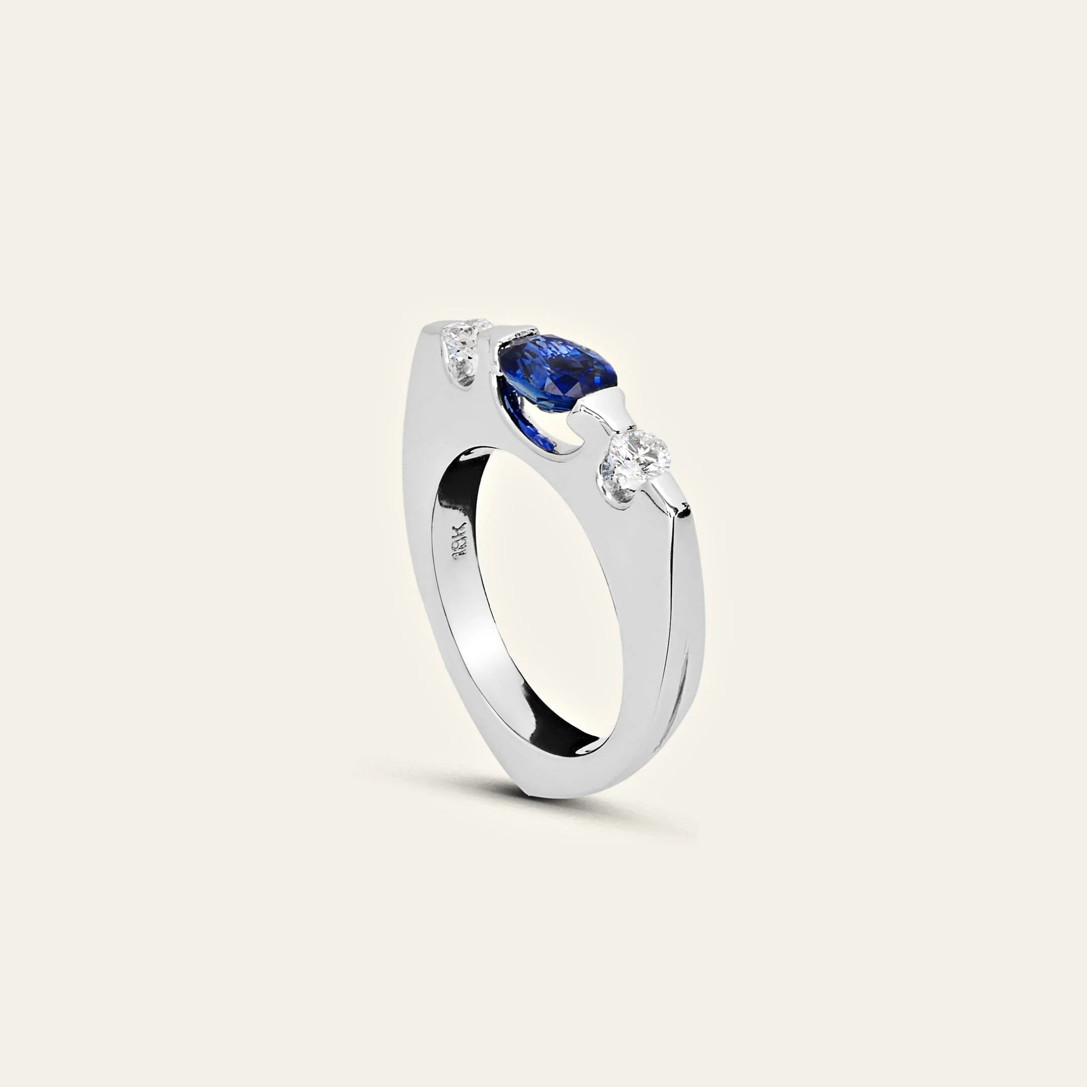 Sapphire and Diamond Ring - Image 4