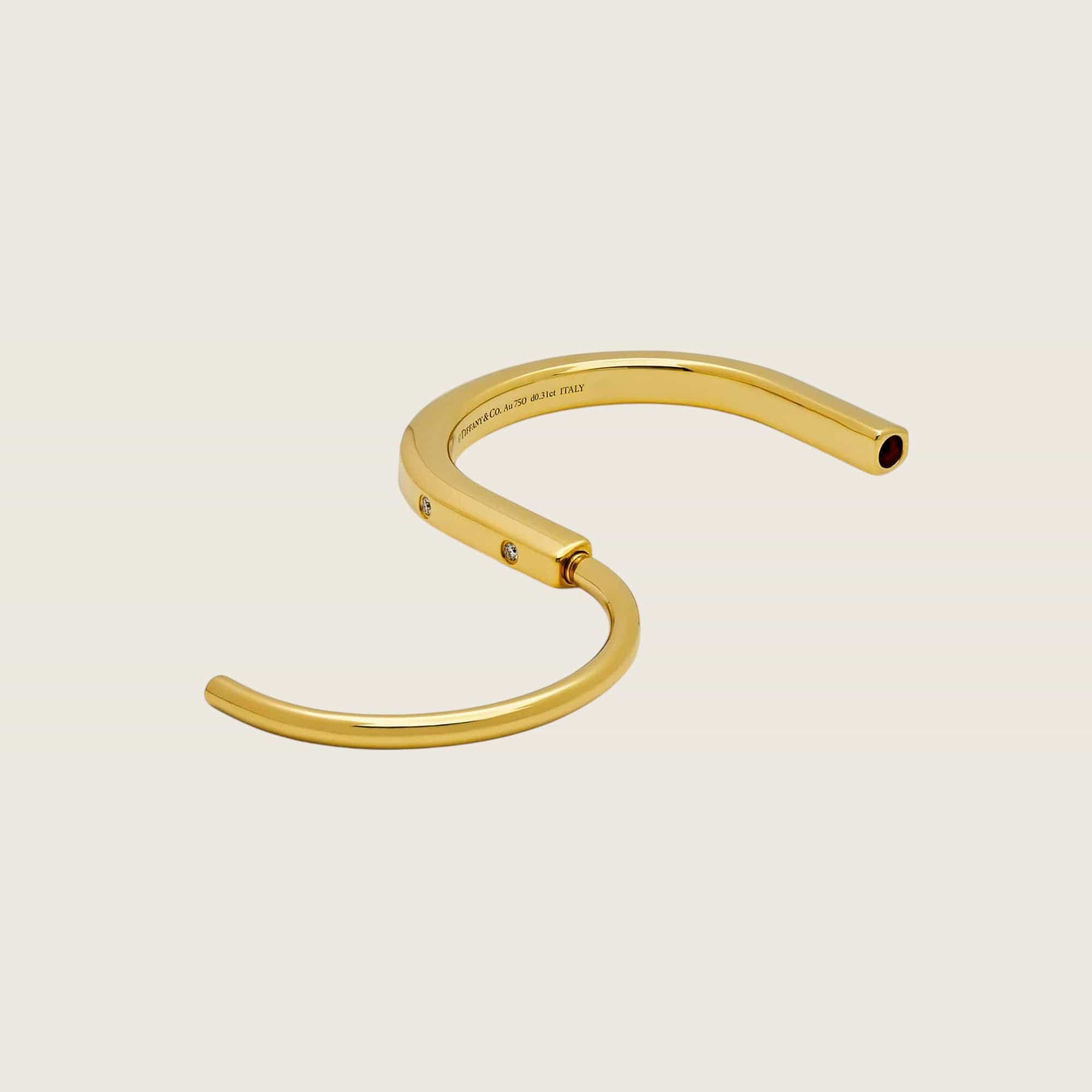 Tiffany & Co. Lock Bangle in Yellow Gold with Diamond Accents 70185407 - Image 5