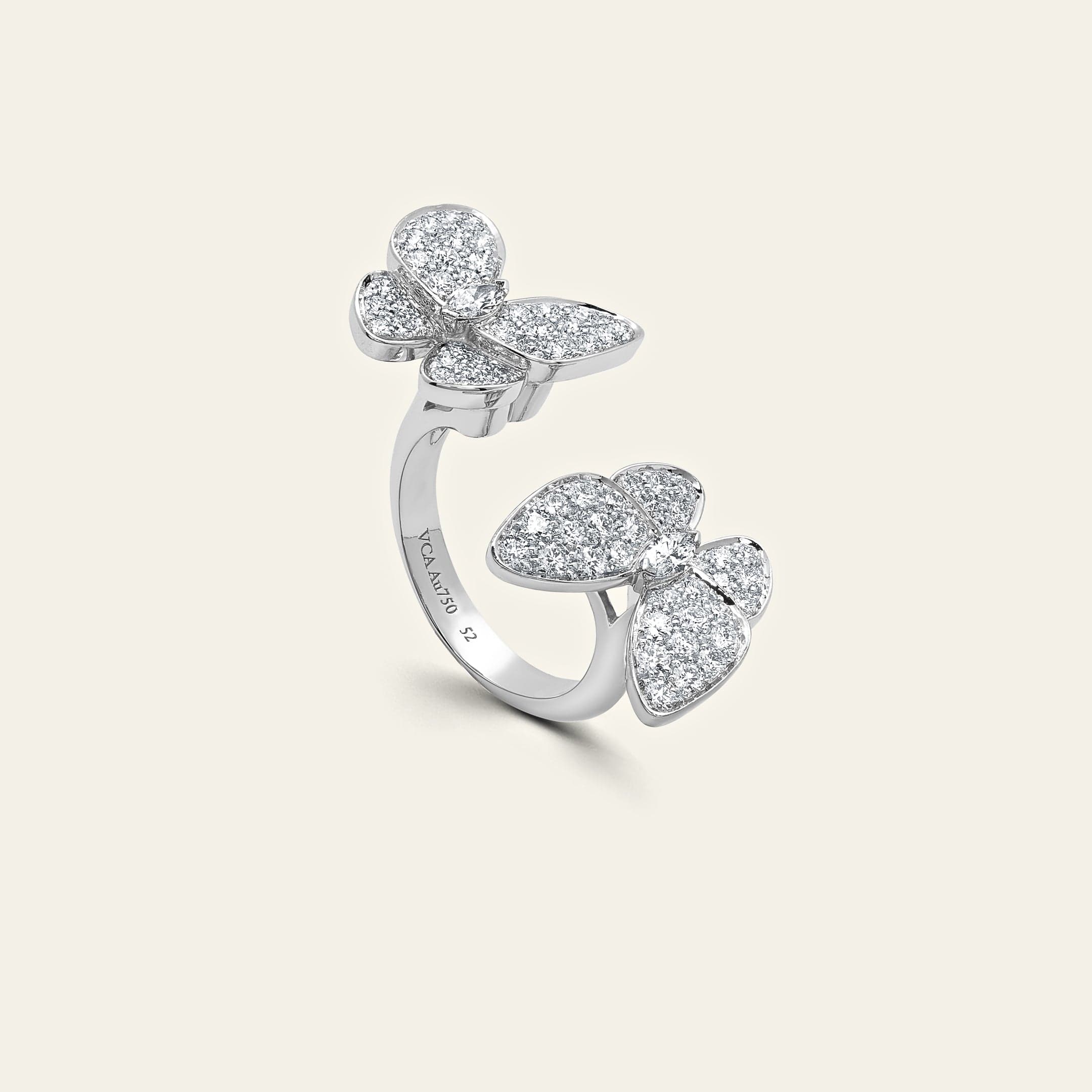 Van Cleef & Arpels Two Butterfly Between The Finger Ring - Image 3
