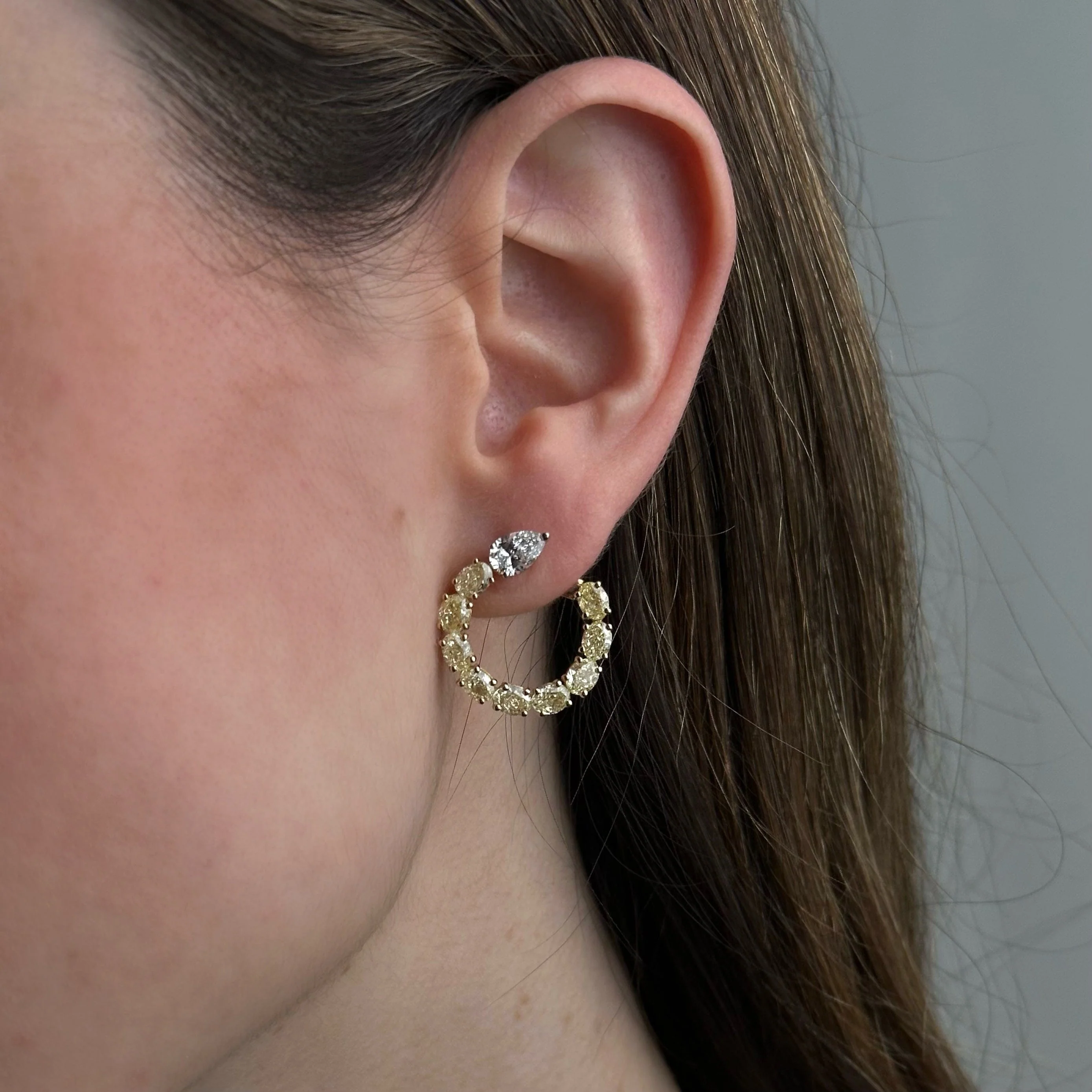 White and Yellow Diamond Pear-Shaped Spiral Earrings - Image 4