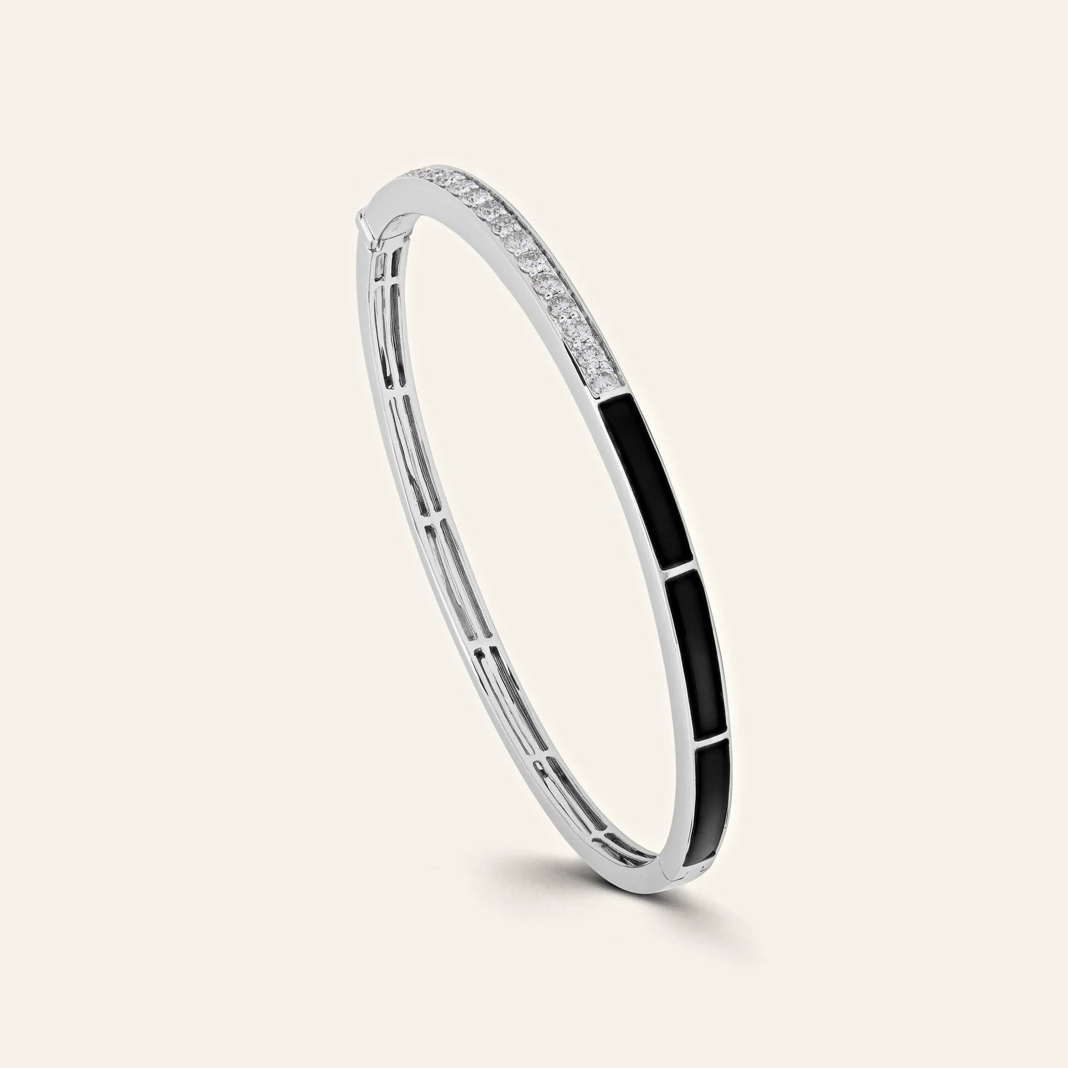 White Gold Onyx & Diamond Bangle - Image 3