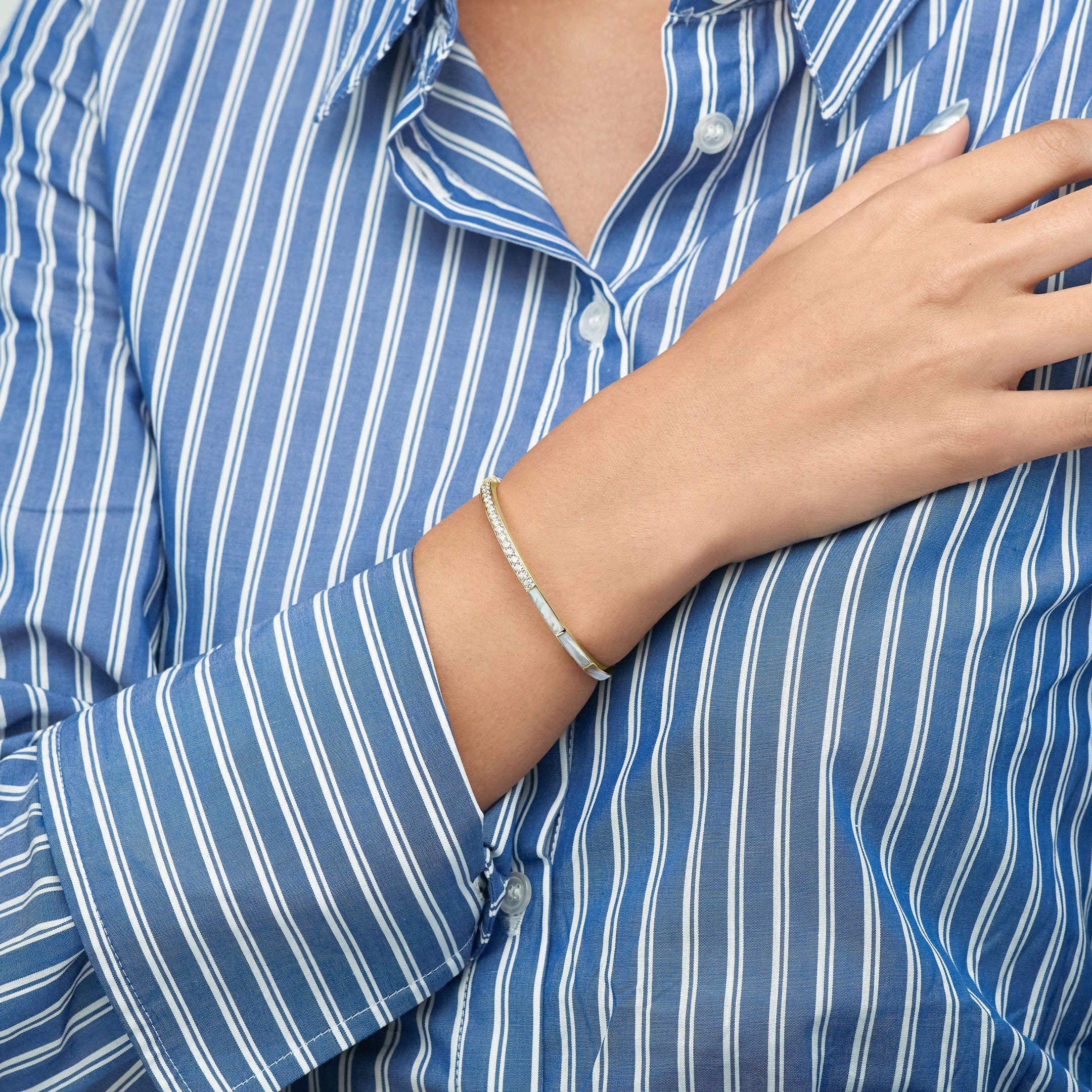 Yellow Gold Mother-of-Pearl & Diamond Bangle - Image 2